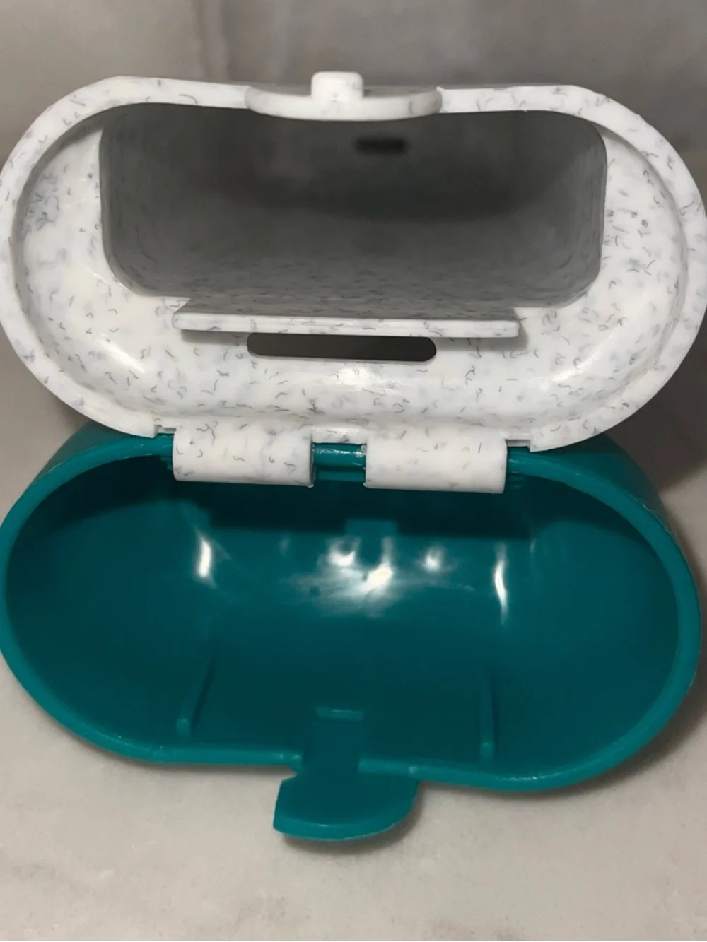Vintage 1996 Caboodles Razor Holder Teal Top Speckled White Bottom